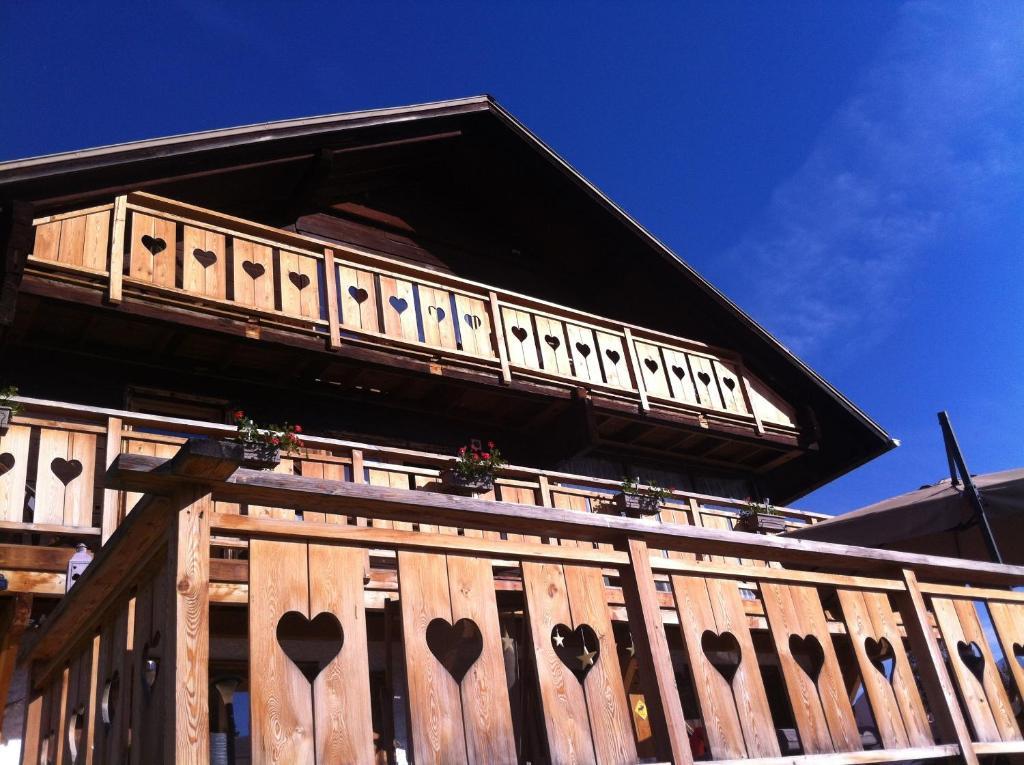 Chalet Hôtel Les Blancs Pra Loup Exterior foto